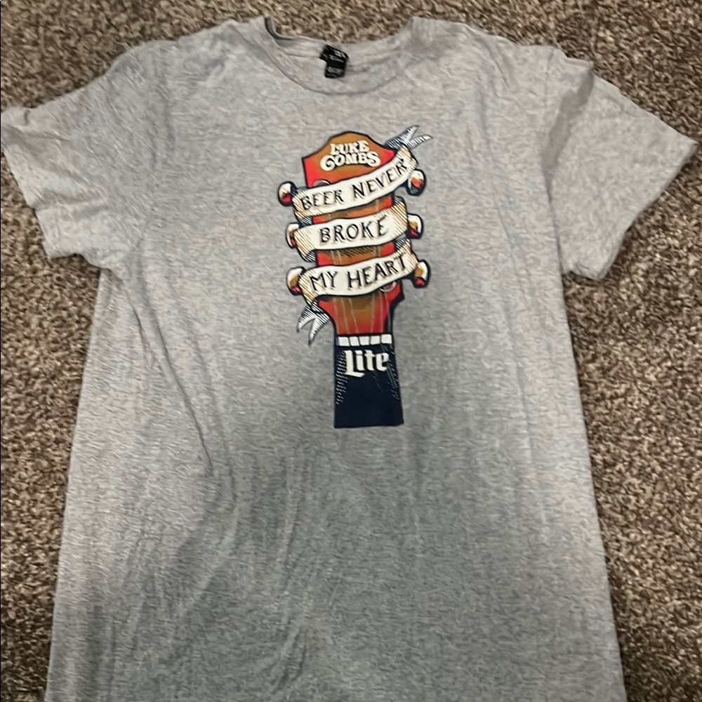 District Gray Graphic Tee - Short Sleeve